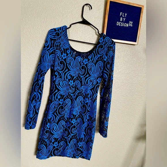 🔥 Gorgeous EUC Charlotte Russe Dress - Picture 4 of 4